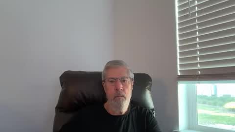 Colorado Guy Straight online show from June 4, 12:22 pm