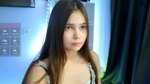 Snapshot of your_casual_vibes chatting on July 10, 8:00 pm Julia Next stream online show from July 10, 8:00 pm