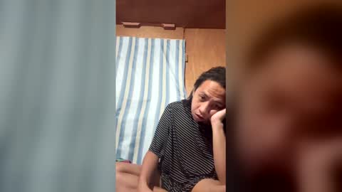 your_ghurlkalea16 online show from February 12, 12:22 pm