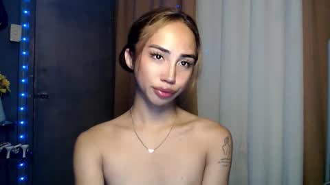 your_girl_cessxoxo online show from April 7, 7:31 am