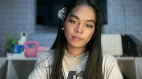 your_goddess_ayesha online show from June 21, 6:32 pm