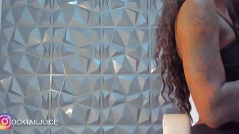 your_juice_ocktail online show from January 9, 7:15 pm