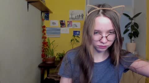 Leslie online show from December 28, 7:11 pm