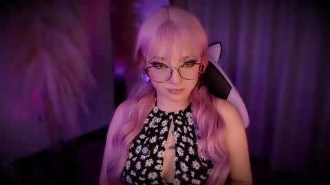 Snapshot of your_littlepervert_ chatting on July 17, 4:30 am Cami independent model online show from July 17, 4:30 am