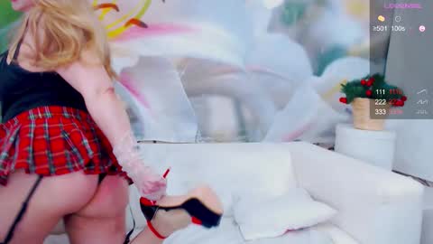 Lilly online show from February 20, 6:10 am