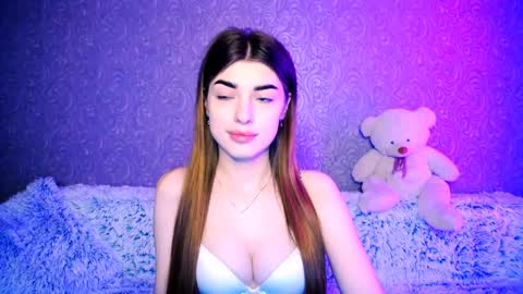 Zarina online show from December 4, 10:30 pm