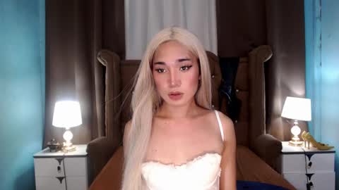 your_naughty_cumslut69 online show from November 4, 2:10 am