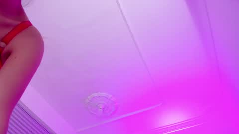 Salome online show from December 18, 12:21 am