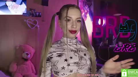 Alice  online show from July 12, 1:07 am