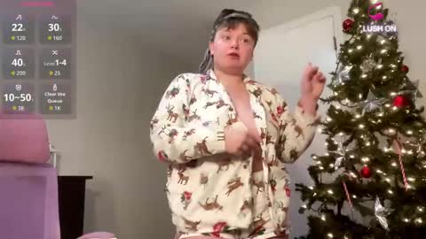 Snapshot of your_raeofsunshine chatting on November 18, 7:40 pm raeofsunshine online show from November 18, 7:40 pm