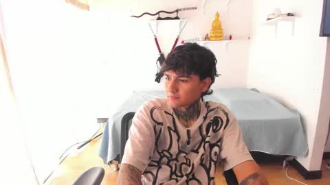 Snapshot of your_tao chatting on February 20, 3:56 pm Tao online show from February 20, 3:56 pm