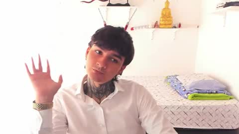 Snapshot of your_tao chatting on February 24, 6:06 pm Tao online show from February 24, 6:06 pm