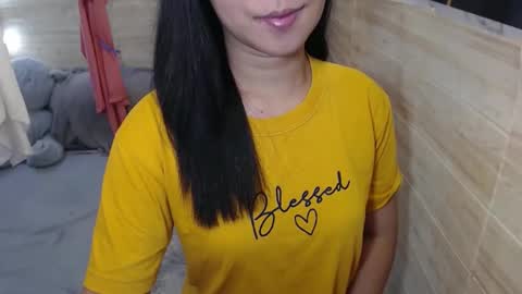 your_twinkletoes18 online show from February 28, 5:47 pm