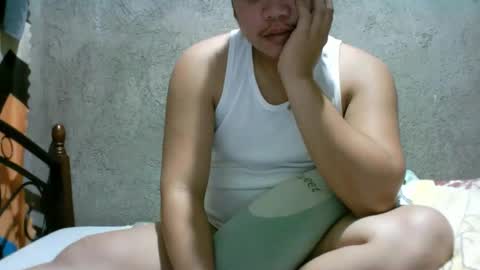 yourasian_lover29 online show from April 3, 2:37 pm