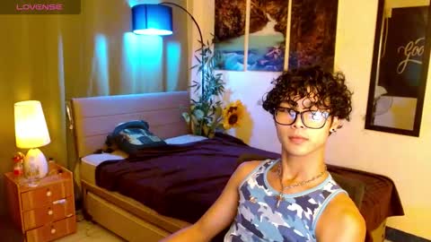 yourasiancarl online show from December 22, 3:42 pm