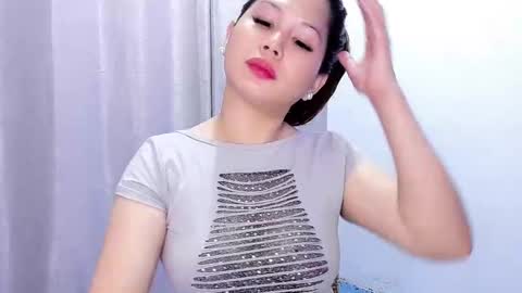 Snapshot of yourdirtyangels chatting on December 23, 10:32 am 3hi im Angel glad to see you 3 online show from December 23, 10:32 am