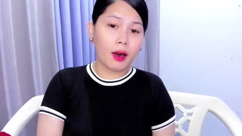 Snapshot of yourdirtyangels chatting on November 11, 7:41 am 3hi im Angel glad to see you 3 online show from November 11, 7:41 am