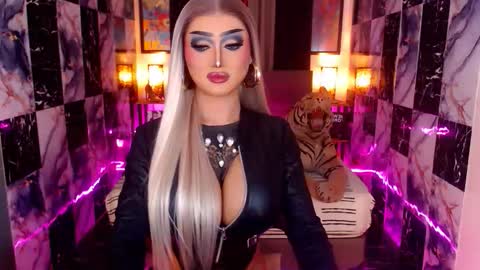 Kath Harper online show from November 27, 3:25 pm