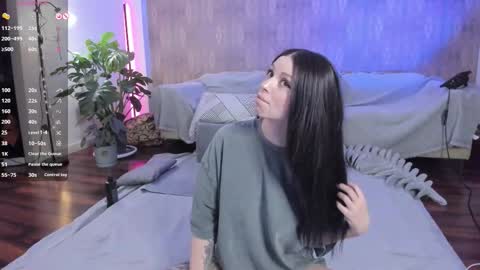 Mary online show from March 11, 12:55 pm