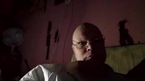 yourfans78gt31 online show from April 1, 9:23 pm