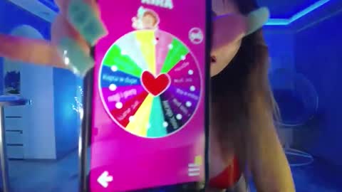 call meKira online show from December 8, 12:19 pm