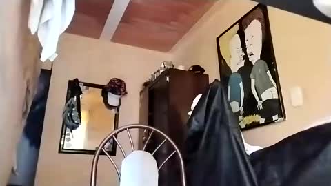 Snapshot of yourgodzeus chatting on January 9, 1:24 pm yourgodzeus online show from January 9, 1:24 pm