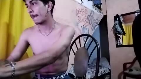 Snapshot of yourgodzeus chatting on February 23, 2:07 am yourgodzeus online show from February 23, 2:07 am