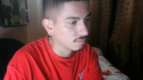 Snapshot of yourgodzeus chatting on December 2, 3:45 am yourgodzeus online show from December 2, 3:45 am