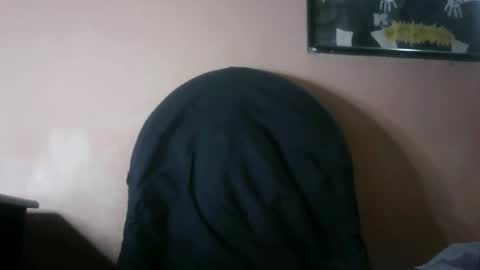 Snapshot of yourgodzeus chatting on March 13, 5:14 am yourgodzeus online show from March 13, 5:14 am