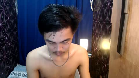 Snapshot of yourguy_josh23 chatting on December 3, 5:31 am Josh online show from December 3, 5:31 am