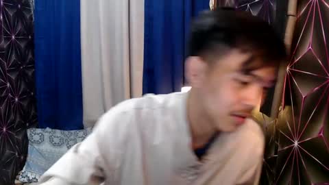 Snapshot of yourguy_josh23 chatting on December 24, 5:55 pm Josh online show from December 24, 5:55 pm