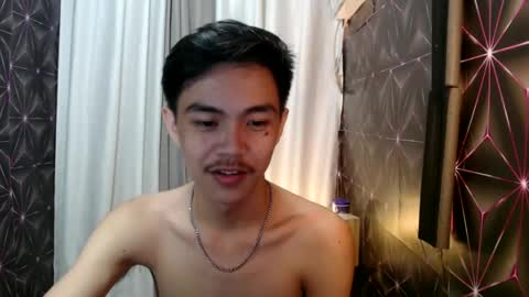 Snapshot of yourguy_josh23 chatting on January 2, 5:50 pm Josh online show from January 2, 5:50 pm