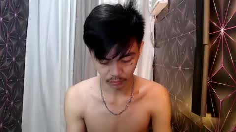 Snapshot of yourguy_josh23 chatting on January 4, 5:58 pm Josh online show from January 4, 5:58 pm