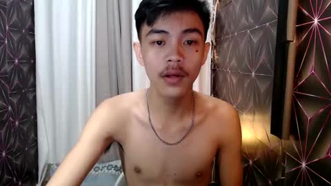 Snapshot of yourguy_josh23 chatting on January 22, 7:03 pm Josh online show from January 22, 7:03 pm