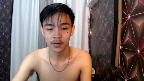 Snapshot of yourguy_josh23 chatting on February 3, 6:13 am Josh online show from February 3, 6:13 am