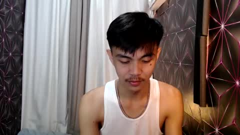 Snapshot of yourguy_josh23 chatting on February 23, 2:14 pm Josh online show from February 23, 2:14 pm