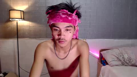 Snapshot of yourguy_josh23 chatting on March 15, 5:13 am Josh online show from March 15, 5:13 am