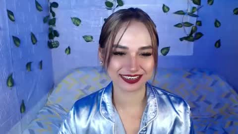 Snapshot of yourhotbarbie_chantal chatting on February 2, 7:46 pm yourhotbarbie_chantal online show from February 2, 7:46 pm