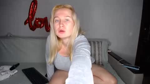 Iamyourdream online show from February 16, 9:16 pm