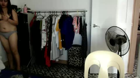 Snapshot of yourlovetifannyx chatting on January 25, 1:10 am tifanny online show from January 25, 1:10 am