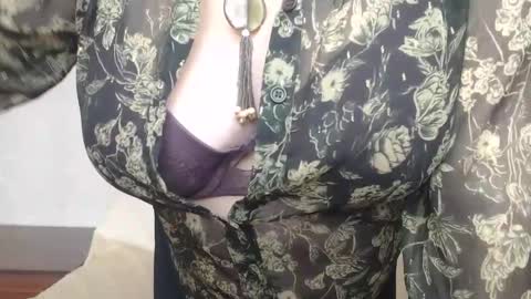 lANA online show from February 27, 9:09 am