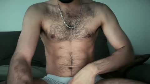 Snapshot of yournextguy0 chatting on March 26, 9:48 am Your Next Guy online show from March 26, 9:48 am