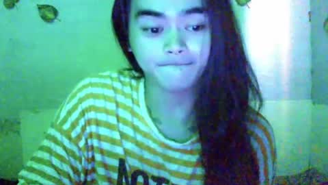 yourprincessthea online show from June 19, 8:40 am