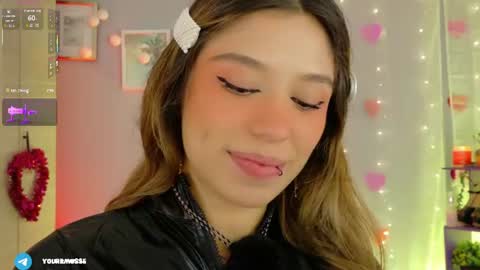 Isabella but you can call me Isa .-. online show from July 18, 5:44 am
