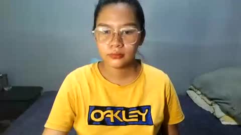 yoursexy_reb online show from February 15, 3:25 am