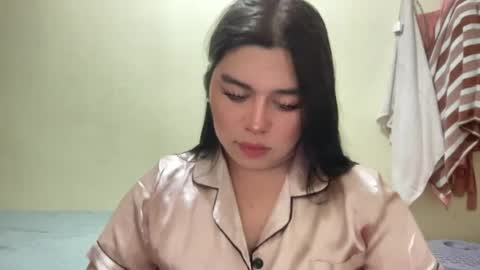 Snapshot of yoursexytowngirl chatting on June 28, 6:03 pm LALA online show from June 28, 6:03 pm