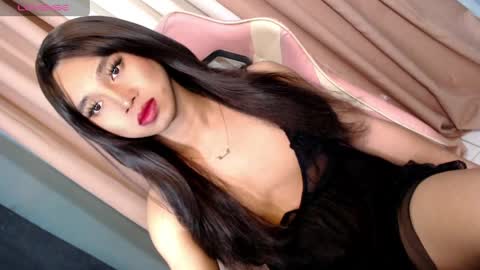 Stella online show from April 26, 4:37 pm