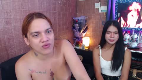 YourDreamgirl  online show from April 6, 4:46 am