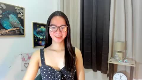 Snapshot of yourtinybunny chatting on July 5, 9:38 am yourtinybunny online show from July 5, 9:38 am