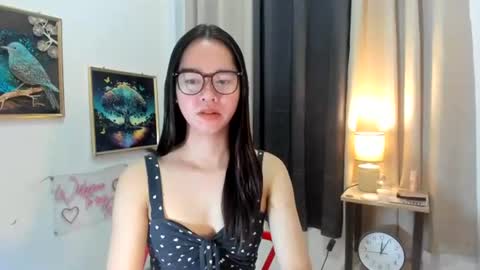 Snapshot of yourtinybunny chatting on July 11, 10:40 am yourtinybunny online show from July 11, 10:40 am